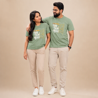 Tune, play & repeat T Shirt